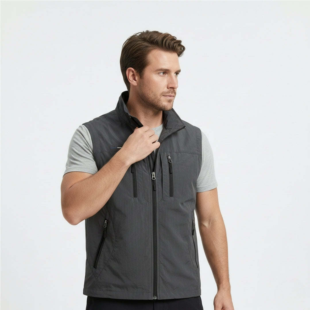 DANIEL Multi-Pocket Mesh Vest